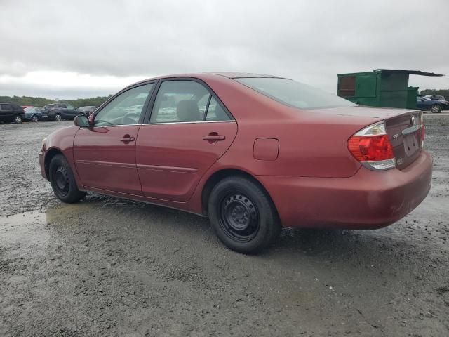 2005 Toyota Camry LE