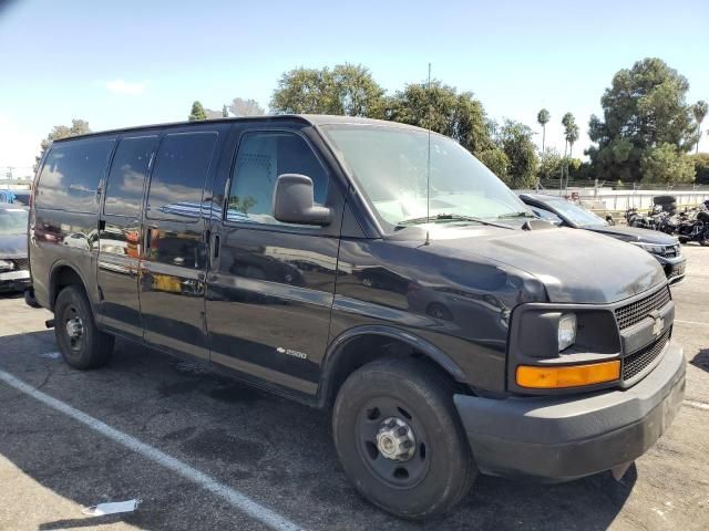 2005 Chevrolet Express G2500