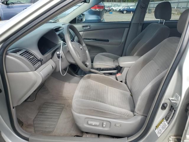 2005 Toyota Camry LE