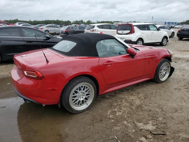 2017 Fiat 124 Spider Classica