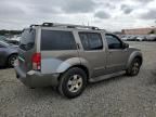 2005 Nissan Pathfinder LE