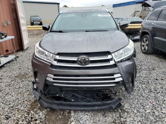 2018 Toyota Highlander SE