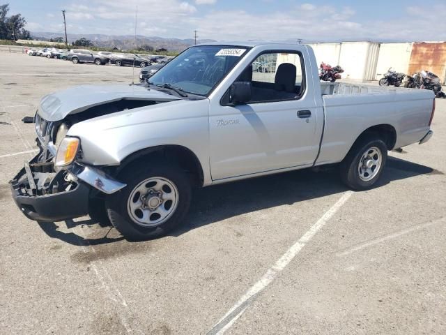 2000 Nissan Frontier XE