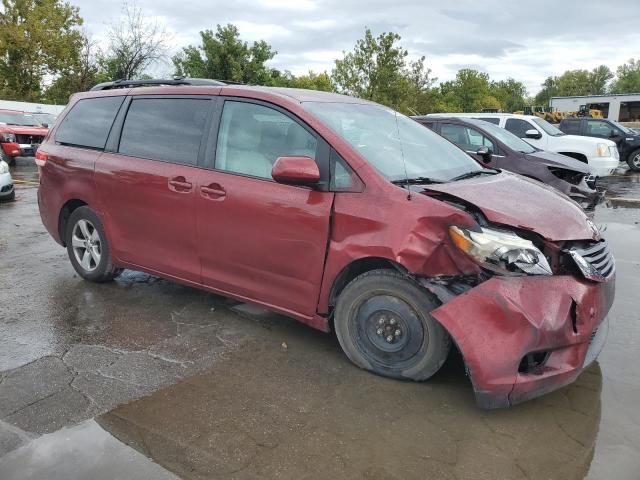 2011 Toyota Sienna LE