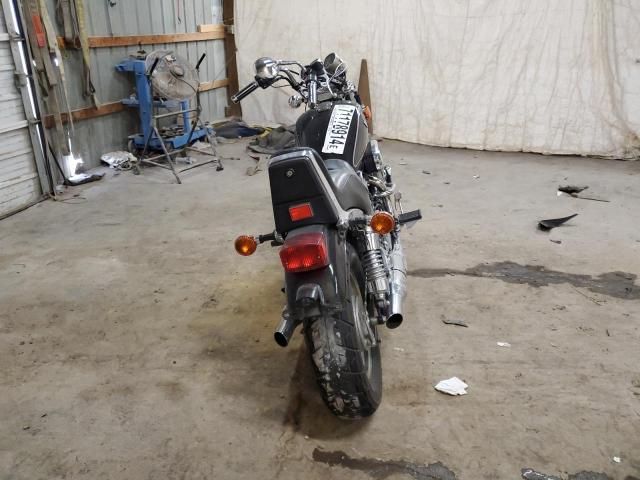 2001 Kawasaki VN750