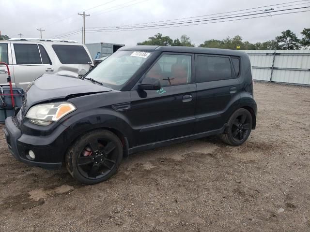 2010 KIA Soul +