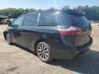 2018 Toyota Sienna XLE