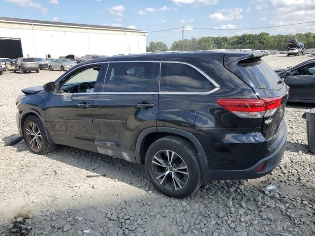 2019 Toyota Highlander LE