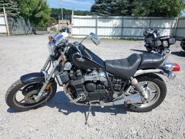 1986 Yamaha XJ700 X