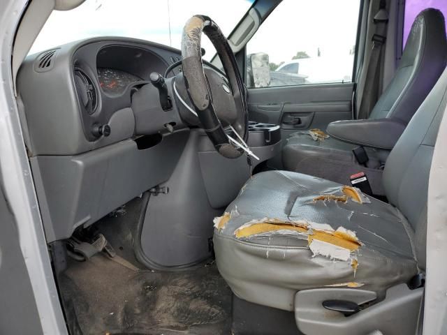 2007 Ford Econoline E350 Super Duty Wagon