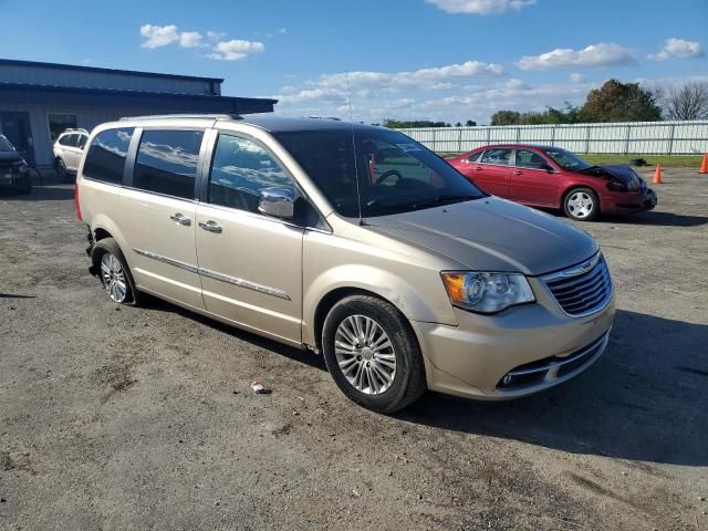 2014 Chrysler Town & Country Limited