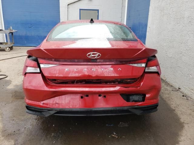 2021 Hyundai Elantra SE