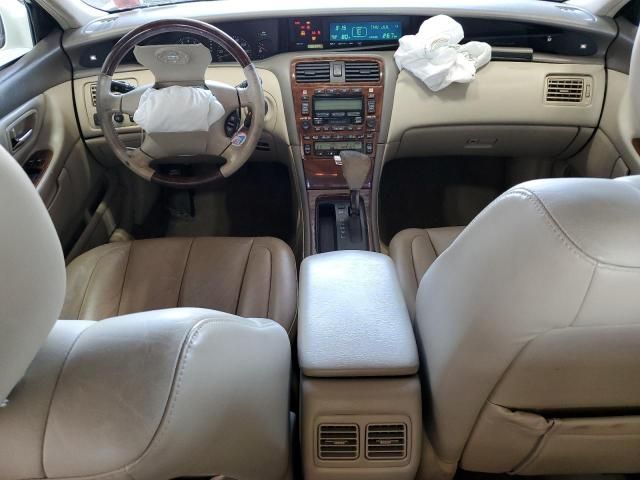 2003 Toyota Avalon XL