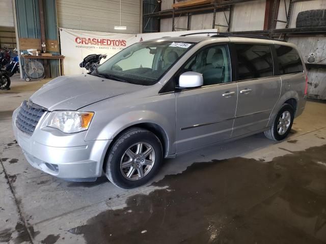 2009 Chrysler Town & Country Touring