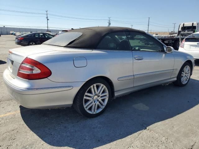 2005 Mercedes-Benz CLK 320