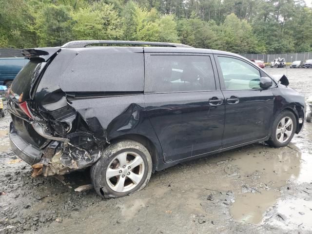 2012 Toyota Sienna LE