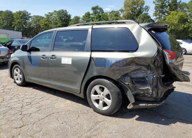 2011 Toyota Sienna LE