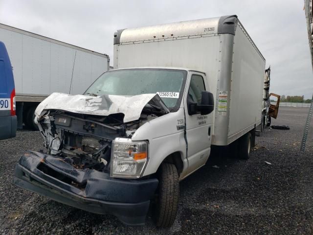 2021 Ford Econoline E350 Super Duty Cutaway Van