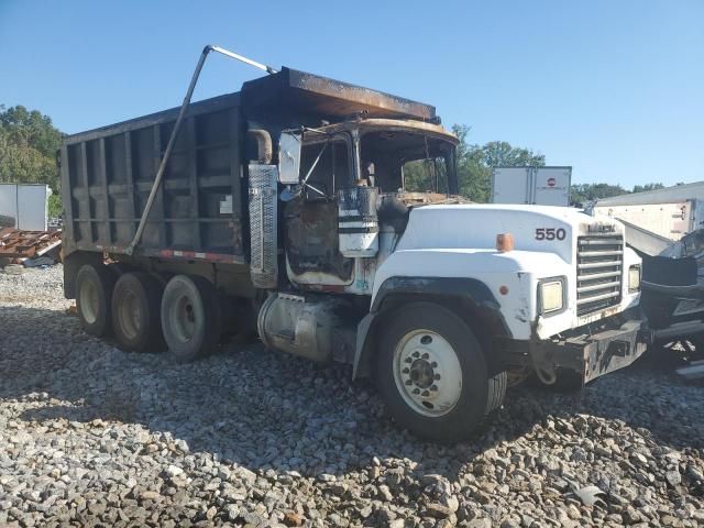 1997 Mack 600 RD600