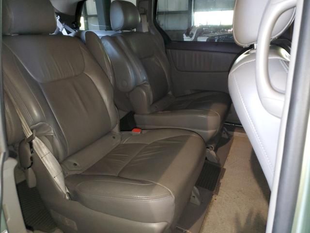 2008 Toyota Sienna XLE