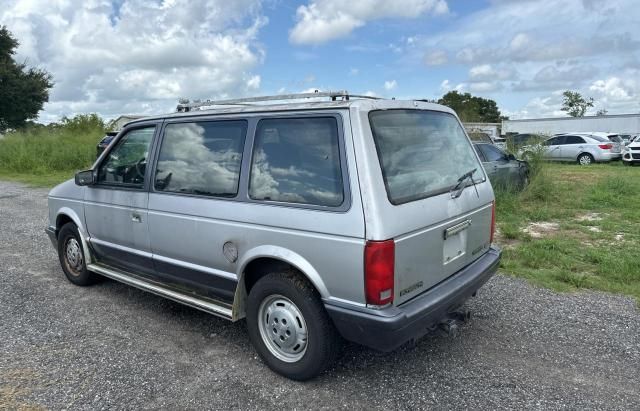 1990 Plymouth Voyager LE