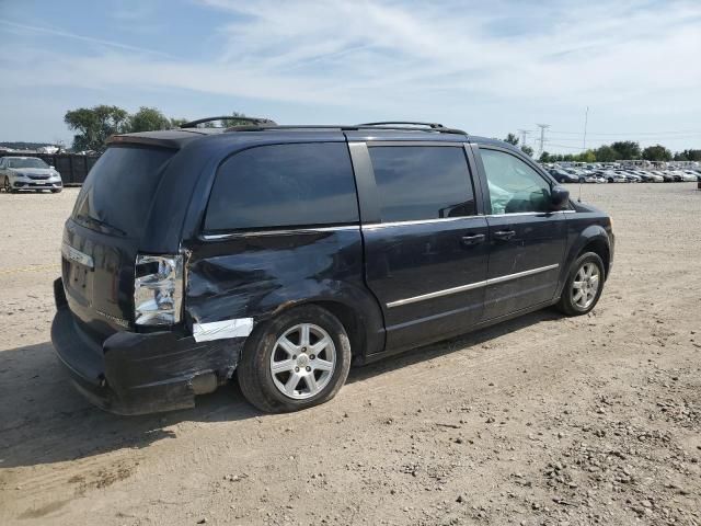 2010 Chrysler Town & Country Touring