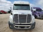 2013 Freightliner Cascadia 125