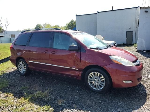 2008 Toyota Sienna XLE