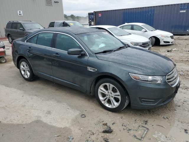 2016 Ford Taurus SEL