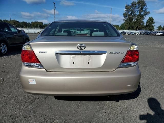 2005 Toyota Camry LE