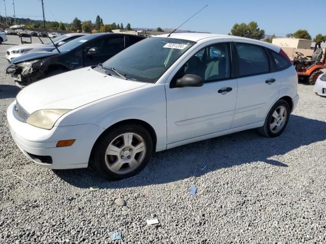 2005 Ford Focus ZX5