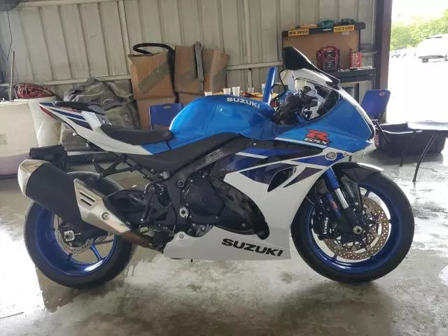 2024 Suzuki GSX-R1000 R