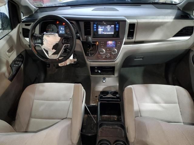 2016 Toyota Sienna