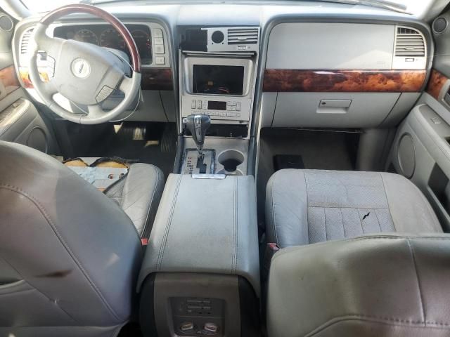 2005 Lincoln Navigator