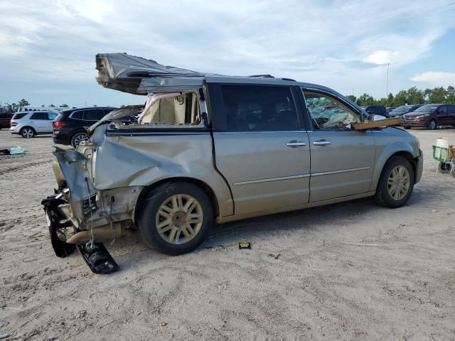 2009 Chrysler Town & Country Limited