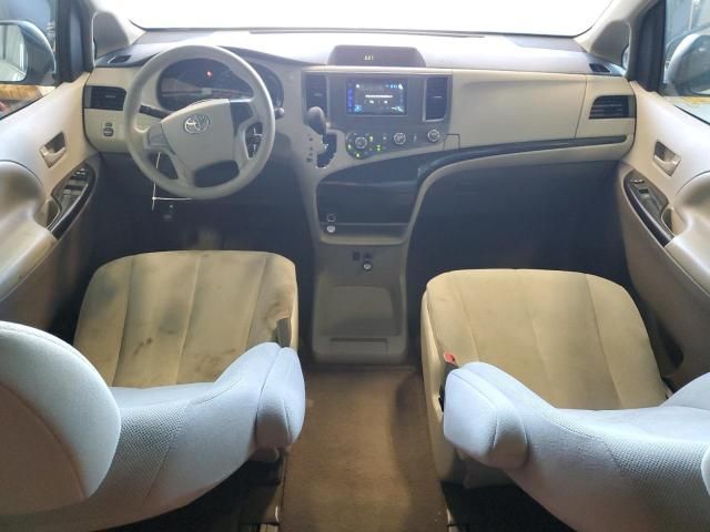 2012 Toyota Sienna