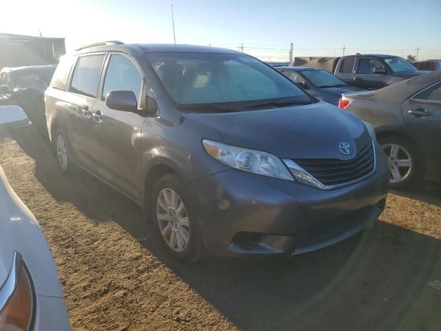 2012 Toyota Sienna LE