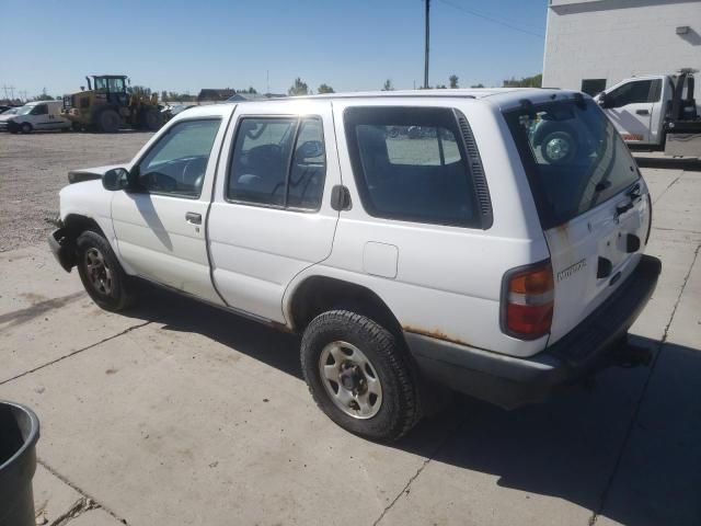 1996 Nissan Pathfinder LE