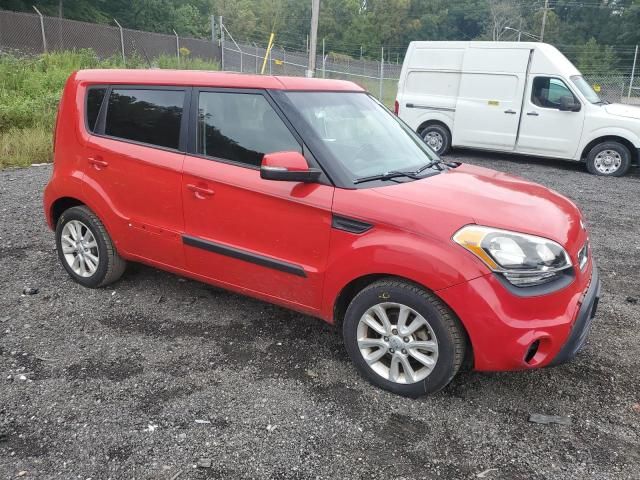 2013 KIA Soul +