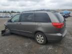 2004 Toyota Sienna CE