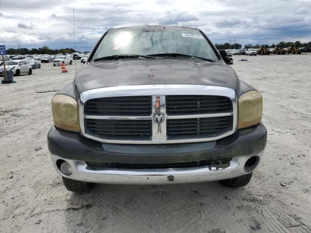 2006 Dodge RAM 2500 ST