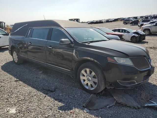 2013 Lincoln MKT