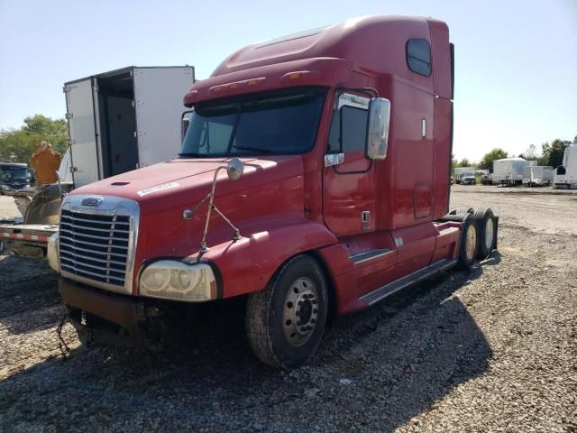 2007 Freightliner Conventional ST120