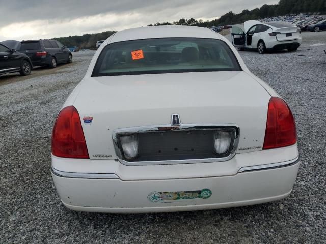 2006 Lincoln Town Car Signature