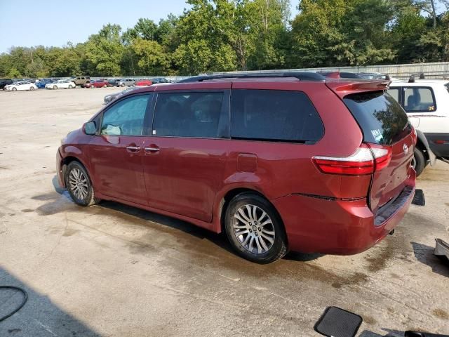 2018 Toyota Sienna XLE