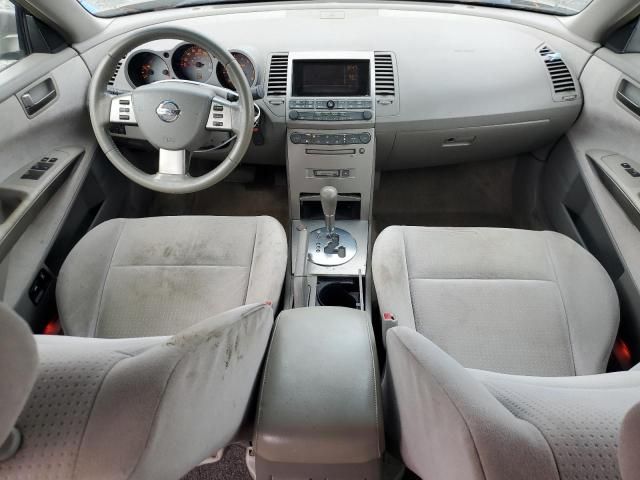 2004 Nissan Maxima SE