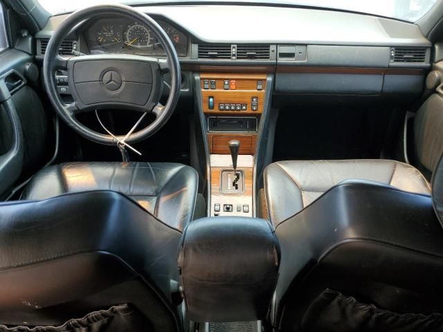 1991 Mercedes-Benz 300 E