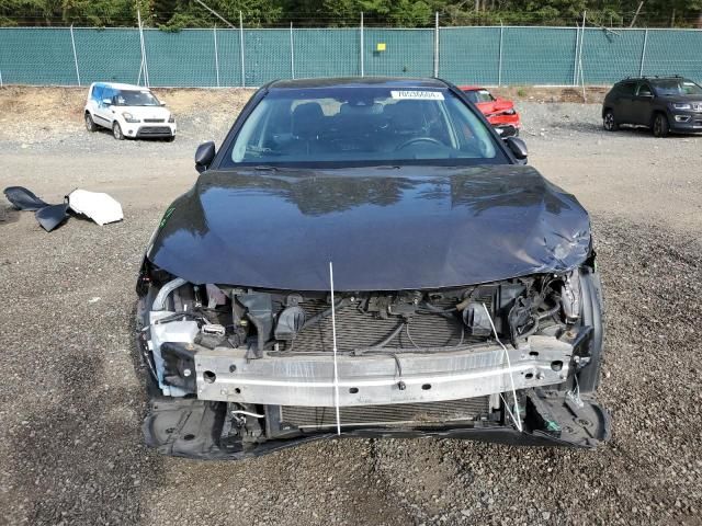 2018 Toyota Camry Hybrid