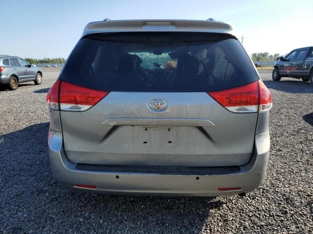 2011 Toyota Sienna XLE