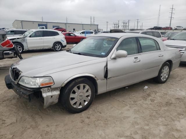 2007 Lincoln Town Car Signature